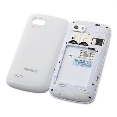 Malata Z8 Smartphone 4.5 Inch IPS QHD Screen MTK6577 Dual Core Android 4.0 3G GPS