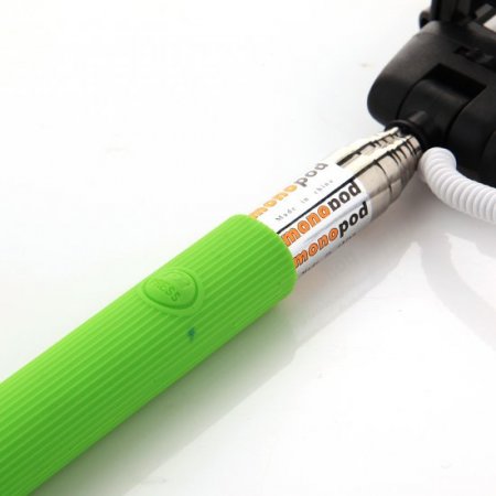 Z07-5 Plus Cable Take Pole Self Picture Monopod for iOS and Android Green