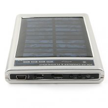 2600mAh Solar Charger & Flashlight Power Bank for Mobile Phone MP3 MP4 Digital Products