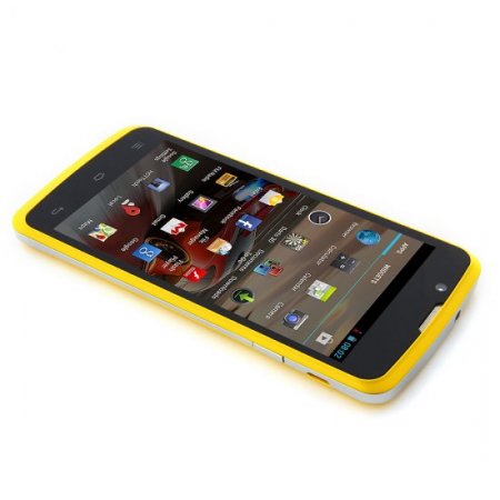 ZOPO ZP590 Smartphone Android 4.4 MTK6582 3G GPS 4.5 Inch QHD Screen- Yellow