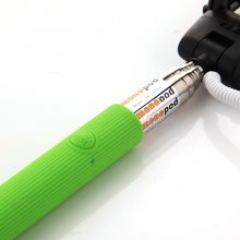 Z07-5 Plus Cable Take Pole Self Picture Monopod for iOS and Android Green