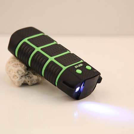 Cager WP10 5600mAh Waterproof Smart Power Bank for Mobile Phone 2 Colors