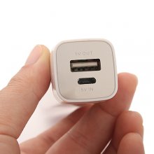 Fashion Portable 2200mAh Lipstick Style Mobile Power Bank for iPhone Mobile Phone