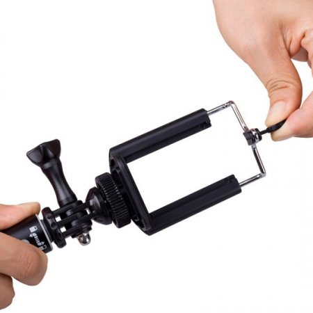 Momax SelfiFit Selfie Stick Handheld Monopod+Bluetooth Remote Shutter Color Random