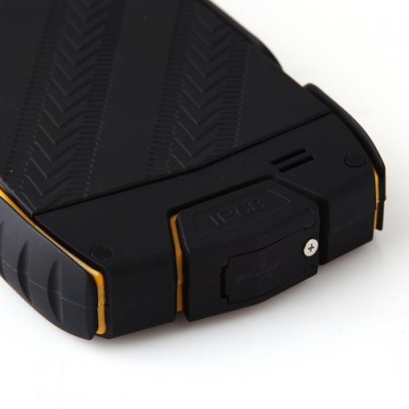 MANN ZUG 3 Smartphone IP68 Android 4.3 Qualcomm MSM8212 Quad Core 4.0 Inch 3G GPS