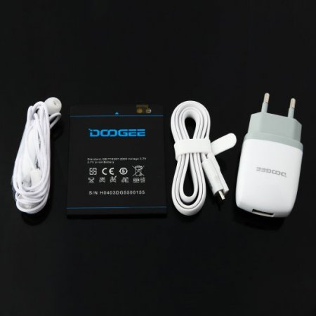 DOOGEE DG550 Smartphone MTK6592 5.5 Inch HD OGS Screen 1GB 16GB OTG- Black