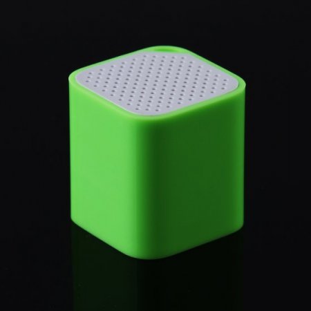 Bluetooth Speaker Music Player with Anti-Lost Camera Remote Shutter Function Green