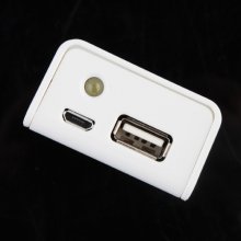 5600mAh Power Bank External Battery Charger for iPhone/iPod/Mobile Phone White