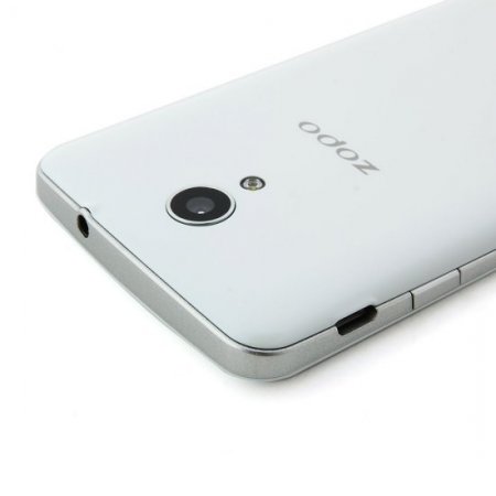 ZOPO ZP590 Smartphone Android 4.4 MTK6582 3G GPS 4.5 Inch QHD Screen- White