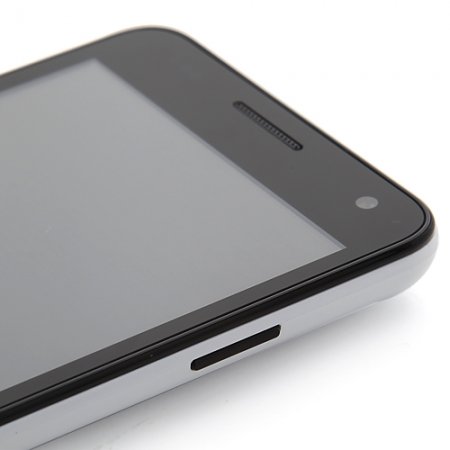 W450 Smartphone MTK6582 Quad Core 1.3GHz Android 4.2 3G GPS 4.5 Inch- White