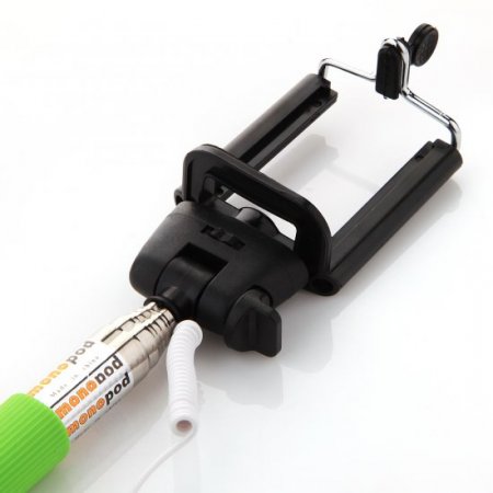Z07-5 Plus Cable Take Pole Self Picture Monopod for iOS and Android Green
